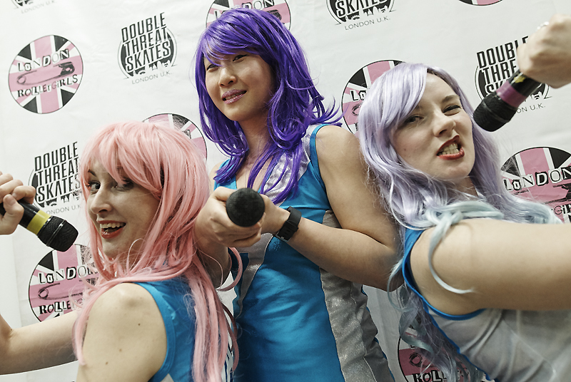 London Rollergirls announcers strike a pose